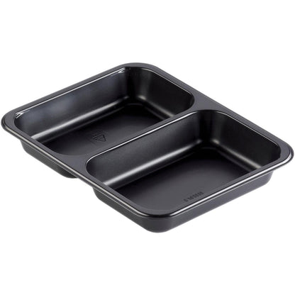 Die PP-Schale Caterline 2 Schwarz PP 227x178 von Duni GmbH ist eine rechteckige Schale mit zwei abgerundeten Fächern, ideal für Catering-Events und wird auf weißem Hintergrund präsentiert.