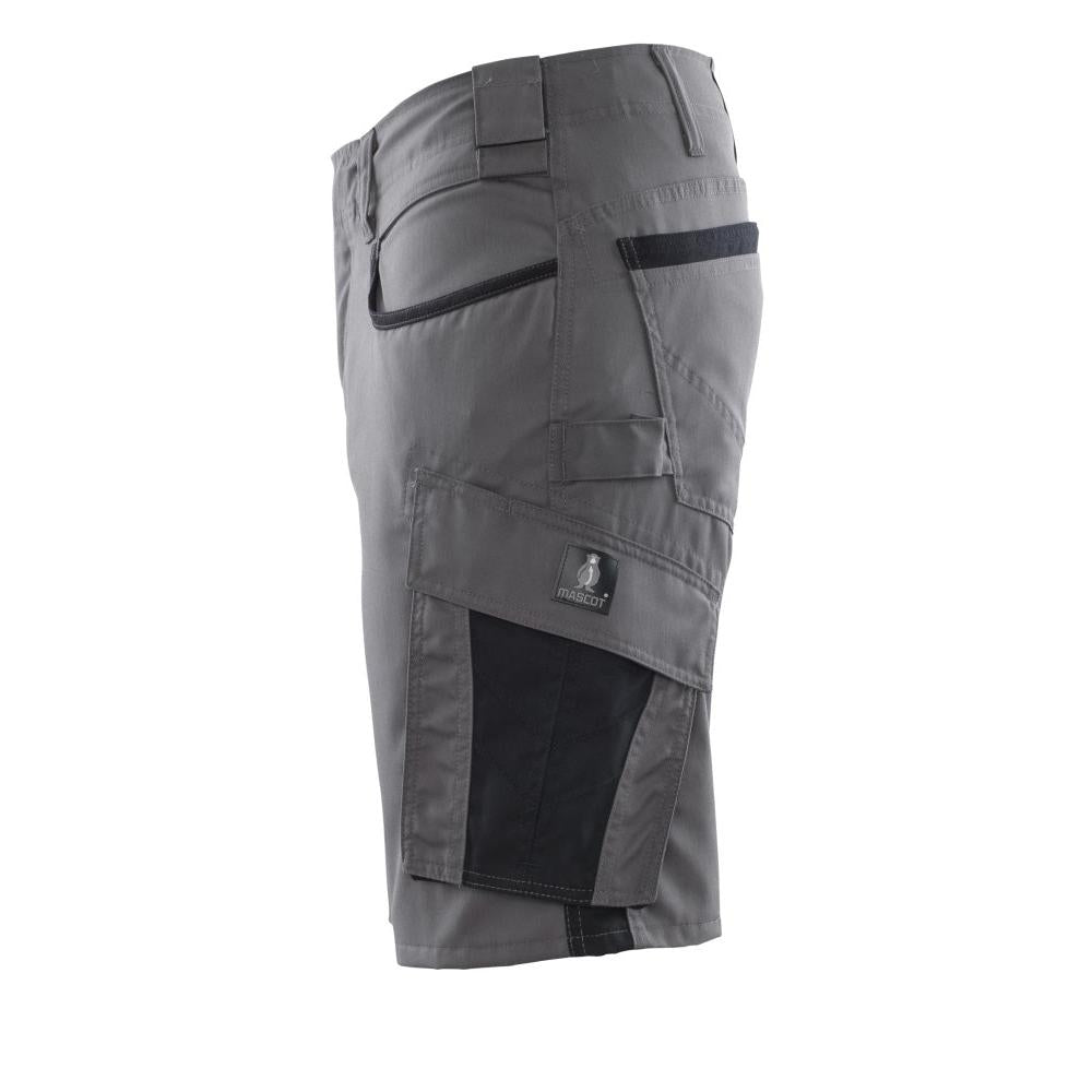 Shorts, light weight shorts