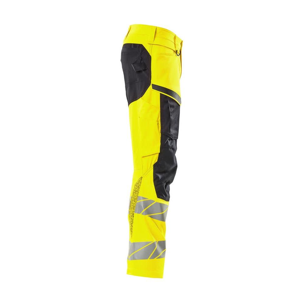 Pants with knee pockets, stretch inserts pants