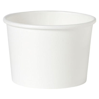 Der Suppenbecher Basic Weiß Karton/PE von Duni GmbH ist ein schlichter weißer Einweg-Pappbecher mit gerolltem Rand, der leer in einem leichten Winkel auf weißem Hintergrund abgebildet ist. Ideal als Suppenbecher unterwegs für praktische Mahlzeiten unterwegs.