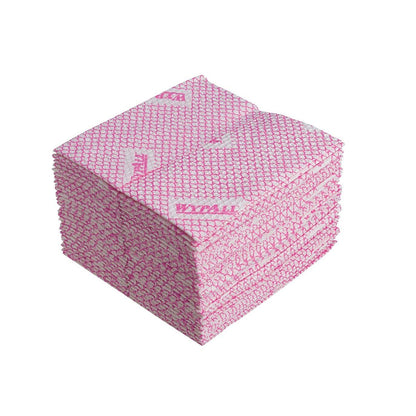 Ein Stapel WypAll® X80 Plus Critical Clean Reinigungstücher, rot und viertelgefaltet, von Kimberly-Clark GmbH ist gleichmäßig gestapelt. Die Tücher eignen sich ideal für kritische Reinigungsaufgaben dank ihrer strukturierten Oberfläche.