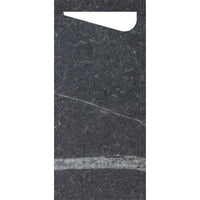 Der SACCHETTO Marmor schwarz 190x85 mm von Duni GmbH ist eine rechteckige, hochwertige Marmorplatte aus dunklem Stein mit einer dezenten, hellen Maserung im unteren Bereich und einem geschwungenen Ausschnitt oben rechts; Packung mit 100 Stück.