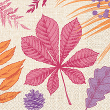 Ein lebhaftes digitales Design auf den Servietten 33x33 3lagig 1/4 Bright Autumn (250 Stück) der Duni GmbH zeigt rosa, orange und lila Blätter, Beeren und einen Tannenzapfen auf Beige. In der Mitte steht ein großes rosa geädertes Blatt - perfekt für herbstliche Tische.