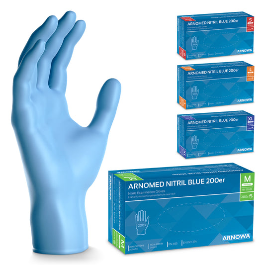 Ein großer blauer Nitrilhandschuh steht aufrecht neben vier Kartons ARNOWA GmbH ARNOMED NITRIL BLUE 200er Nitrilhandschuhe Blau im 200er Sparpack, erhältlich in den Größen S, M, L und XL, jeweils mit farbcodierten Größenetiketten.