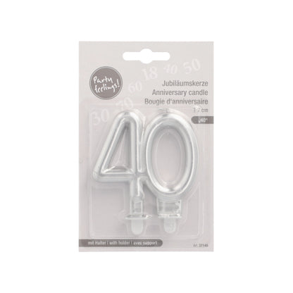 PAPSTAR GmbH Jubiläumskerzen mit Halter 7 cm "silber" mit silberner Nummer 40, ideal für Geburtstage oder Jubiläen, verpackt in einem Display aus Kunststoff und Karton mit deutschem, englischem und französischem Text.