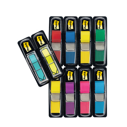 Neun Packungen 3M Deutschland GmbH Post-it® Index Haftstreifen, Mini (11,9 x 43,2mm, verschiedene Farben), sowie Index Pfeile in Blau und Gelb (je 8 Spender + 4 Gratis/Packung) sind auf weißem Hintergrund angeordnet.