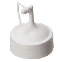 Der Deckel, abgewinkelt von Diversey Deutschland GmbH & Co. OHG ist ein weißer Deckel für 0,5 L Gebrauchsflaschen, der mit einem Ausguss zum Hochziehen, einem Staubschutz und einem strukturierten Griff für die einfache Flüssigkeitsabgabe unterwegs ausgestattet ist. Verpackung: 1 Stück.