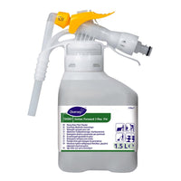 Una bottiglia da 1,5 litri di detergente per pavimenti TASKI Jontec Forward altamente concentrato, prodotto da Diversey Deutschland GmbH & Co. OHG, dotata di ugello spruzzatore giallo e bianco: una soluzione efficace per la pulizia di pavimenti e superfici in ambienti particolarmente esigenti.