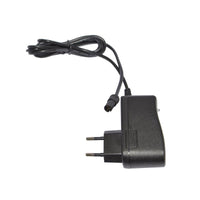 Le chargeur NT Tracker Euro de Diversey Deutschland GmbH & Co. OHG est un chargeur secteur noir muni d'un câble intégré et d'une fiche ronde de type européen, représenté sur fond blanc.
