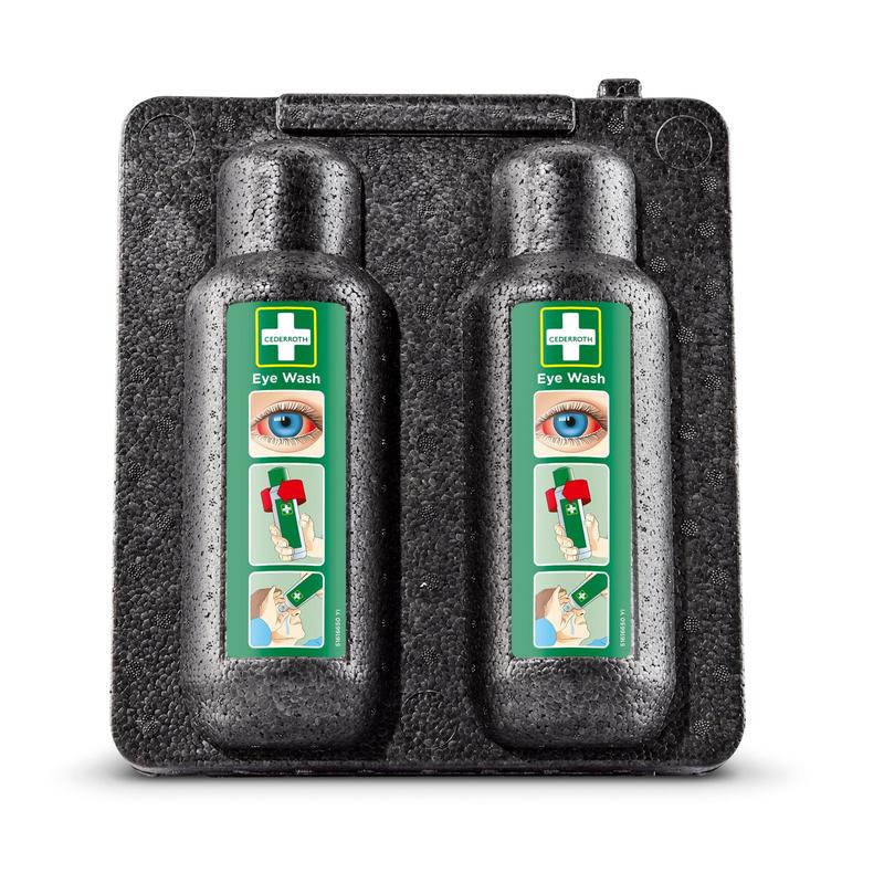 L'armoire chauffante Orkla Wound Care AB pour rinçage oculaire 500x2 (1 paquet) contient deux flacons de rinçage oculaire dans un plateau noir, chacun avec une étiquette verte et un guide illustré - parfait pour le traitement de premiers secours des blessures oculaires.