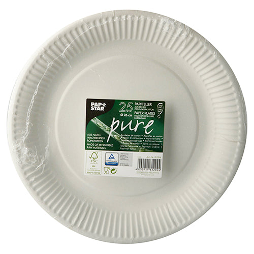 A stack of 25 round white "pure" plates from PAPSTAR GmbH made from environmentally friendly cardboard is packaged in plastic wrap. The label with green logos and bilingual text indicates the sustainable disposable tableware with a fluted edge.