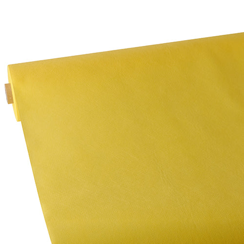 Eine Nahaufnahme der Starpak-Tischdecke, stoffähnlich, Vlies „Soft Selection“, teilweise ausgerollt und flach auf einem weißen Hintergrund liegend.