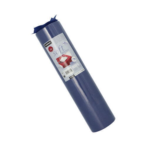 Ein aufgerollter Starpak Tischläufer, stoffähnlich Vlies „soft selection“ (24 m x 40 cm), mit angebrachtem Etikett, ist vor einem weißen Hintergrund abgebildet, wodurch seine weiche und vielseitige Optik hervorgehoben wird.