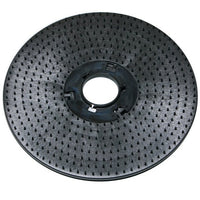Le support de nettoyage Diversey (Ø 43 cm) est un support rond et noir muni de poils et d'un trou central, conçu pour être utilisé avec des tampons de nettoyage et de polissage sur les machines ergodisc 165, 200, HD et duo ; conditionnement : 1 pièce.