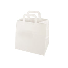 Eine PAPSTAR Tragetasche aus weißem Papier (25x26x17 cm) mit Tragegriff von PAPSTAR GmbH, als Einzelpackung fotografiert vor weißem Hintergrund.