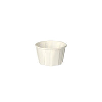 The PAPSTAR 250 paper salad dressing cups, "pure" round white, the PAPSTAR GmbH is shown against a simple white background, which highlights its FSC-certified and sustainable cup features.