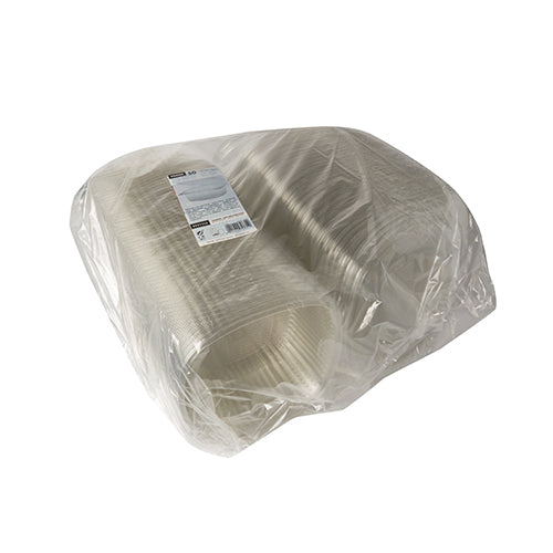 Ein großer Stapel Starpak 50 Feinkost- und Salatschalen mit Klappdeckel, R-PET glasklar oval, ist in einer transparenten Verpackung mit einem weißen Etikett auf der Oberseite verpackt – ideal für das umweltfreundliche Servieren von Feinkost und Salaten.