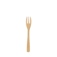 A PAPSTAR 50 forchette da finger food in bambù “pure” sono disposte al centro su uno sfondo bianco: si tratta delle forchette monouso ecologiche a tre rebbi.