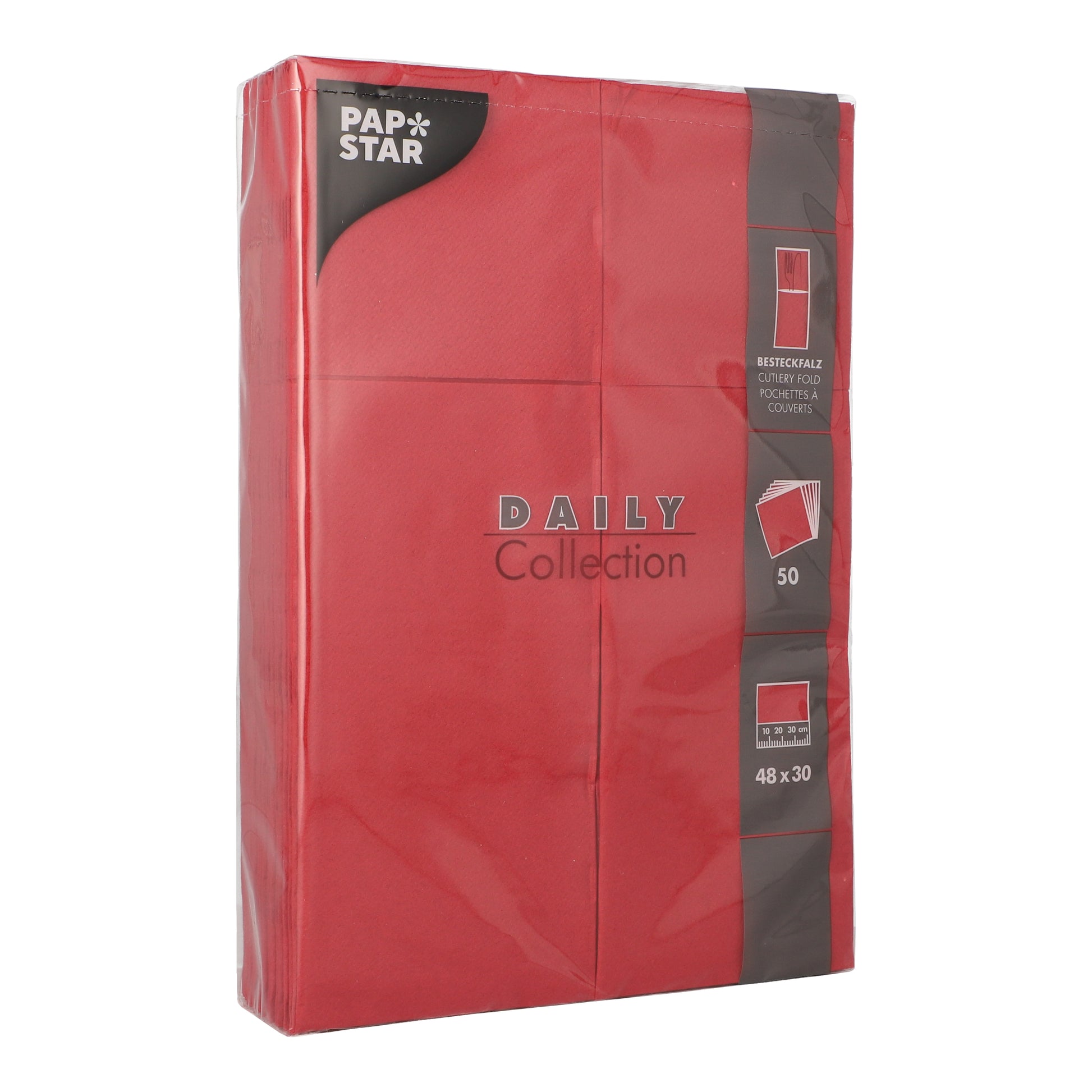 Eine Packung PAPSTAR 50 Servietten „DAILY Collection“ 48 cm x 30 cm mit Besteckfalz der PAPSTAR GmbH, eingehüllt in transparenten Kunststoff, zeigt Produktdetails und Eigenschaften in weißer und grauer Schrift auf der Verpackung.