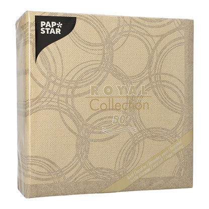 Eine beigefarbene Packung PAPSTAR GmbH 50 Servietten "ROYAL Collection" 1/4-Falz 40 x 40 cm sand, mit eleganten goldenen Kreisen und der Nummer 50-ideale hochwertige Servietten für besondere Anlässe.
