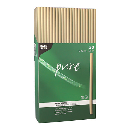 Una scatola verde della PAPSTAR GmbH contiene 50 cannucce in canna "pure" ecologiche (Ø10mm, 25cm) in beige. La parte anteriore mostra informazioni sul prodotto in diverse lingue e un'immagine di paglia.