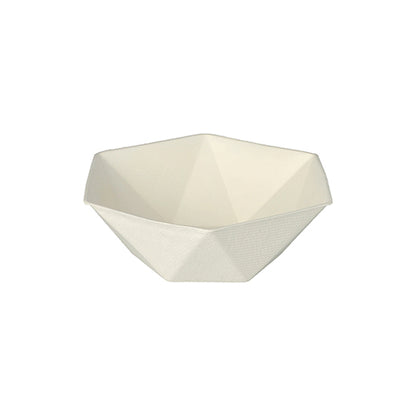 The white, 6-sided PAPSTAR bowl made from sugarcane ("pure"), depicted against a plain background, is characterized by a modern geometric design and a matte finish. This sustainable disposable bowl is delivered in a pack of 50 by PAPSTAR GmbH.