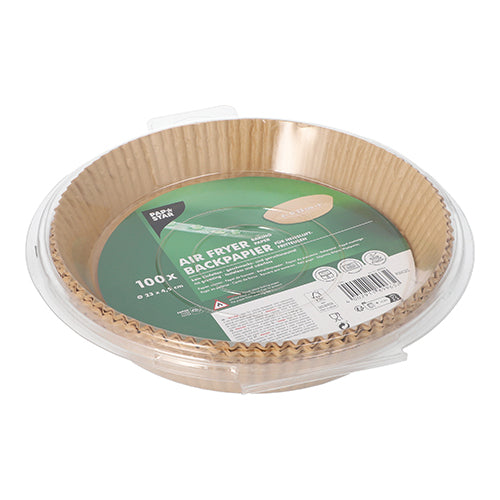 Le récipient en plastique rond de la société PAPSTAR GmbH contient 100 papiers de cuisson pour friteuses à air chaud (hauteur 4,5 cm) avec une doublure brune. "Papier de cuisson pour friteuse à air" et les informations sur le produit sont imprimés sur une notice verte à l'intérieur de l'emballage.