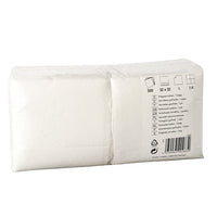 Un paquet scellé contenant 500 serviettes Starpak, à une épaisseur, pliées en quatre, 32 x 32 cm, blanches (film plastique), sur lesquelles sont imprimées les informations relatives au produit, telles que la quantité (500 pièces), les dimensions et la matière, sur le côté.