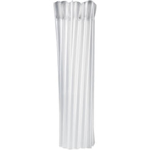 Ein Pack (250 Stück) transparente Mehrweg Trinkhalme mit Löffel von Abena Re-Seller GmbH, 21 cm lang und 8 mm Durchmesser aus PP - ideal als umweltfreundliche Alternative, dicht aufrecht gruppiert mit leicht unebenen Enden.