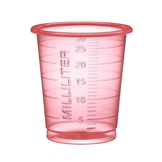 Il bicchierino monouso AMPri MED-COMFORT PP Eco da 30 ml della AMPri Handelsgesellschaft mbH è un bicchierino rosa trasparente realizzato in polipropilene resistente. Presenta precise tacche di misurazione in millilitri da 5 a 30 per un dosaggio accurato.