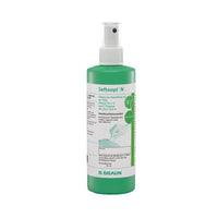 Eine grüne Flasche B. Braun Softasept® N Hautdesinfektionsmittel, hergestellt von B. Braun Deutschland GmbH & Co. KG, eignet sich ideal zur Anwendung vor der Injektion und verfügt über eine Sprühdüse. Das Etikett enthält Anweisungen und Produktinformationen, während die Flasche aufrecht vor einem weißen Hintergrund steht.