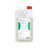 Una bottiglia da 1 litro di Dr. Schumacher Optisal® Plus, detergente disinfettante prodotto dalla Dr. Schumacher GmbH, un disinfettante per le mani. La bottiglia presenta un corpo bianco con un tappo rosso e bianco e un’etichetta verde, sulla quale sono riportate le istruzioni per l’uso, varie certificazioni e l’idoneità all’uso con dispositivi medici.