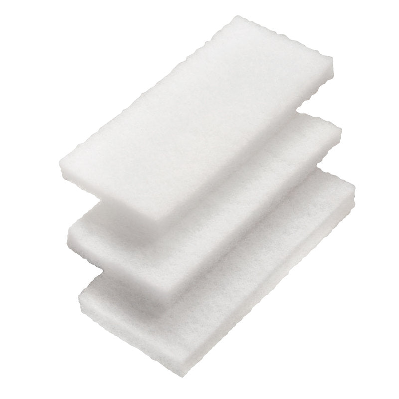 Drei rechteckige weiße SCHEUERVLIES-PADS (3er Set, weich, 260x120x25mm, F.#8616+17) von Haug Bürsten KG sind versetzt gestapelt. Die Pads haben eine raue Oberfläche und unebene Kanten - ideal für die Haushaltsreinigung.
