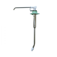 Les pompes de rechange Hartmann BODE pour les distributeurs BODE Eurospender 1 plus/Touchless sont disponibles en différentes tailles et sont dotées d'un bec verseur courbé et d'un socle en plastique vert afin de garantir une distribution hygiénique. Elles ont été développées par la société Paul Hartmann AG pour être facilement fixées sur de grands récipients ou des réfrigérateurs et constituent le complément idéal du Bode Eurospender, qui offre des solutions de distribution efficaces et hygiéniques.