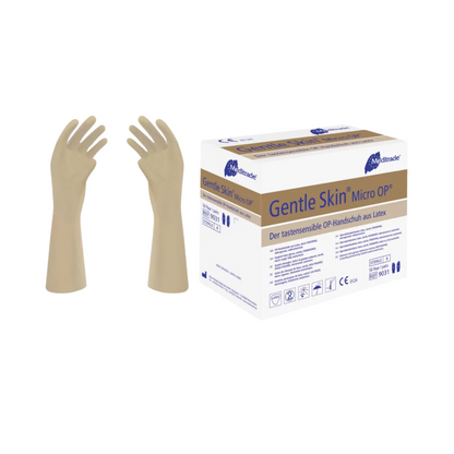 Image d'une boîte de Meditrade Gentle Skin® Micro OP®, gants chirurgicaux en latex de Meditrade GmbH à côté d'une paire de gants. L'emballage contient du texte en allemand et divers symboles. Les gants de chirurgie beige sont illustrés avec la paume vers l'extérieur, montrant leur surface microtexturée.