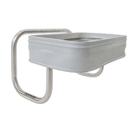 Il contenitore per la biancheria in acciaio inossidabile "Kompakt" di Novocal è un contenitore da parete rettangolare, di colore grigio chiaro, con bordi arrotondati, montato su un supporto metallico salvaspazio recante la scritta "novocal". Il telaio è dotato di raccordi in acciaio inossidabile. Lo sfondo è bianco.