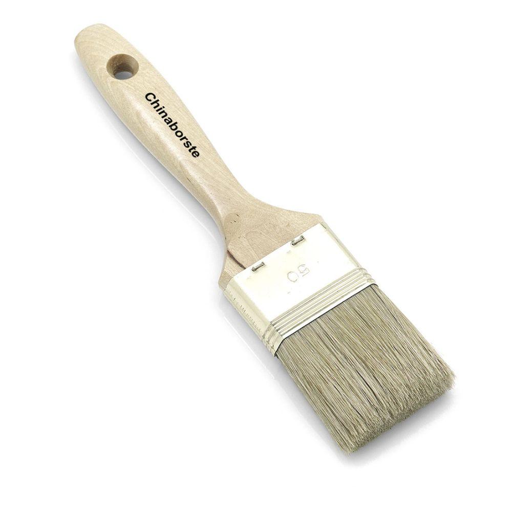 Der Nölle Profi Brush Maler-Lackierpinsel 10 bietet ein Premium-Design mit hochwertigen hellen Borsten, einer vermessingten Metallzwinge und einem Holzgriff mit Aufhängeloch. Er eignet sich perfekt für professionelle Farbanwendungen.
