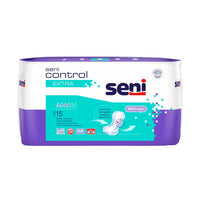 Un paquet Seni Protège-slips pour l'incontinence Control Extra (15 pièces) de TZMO Deutschland GmbH, présentés dans un emballage violet et blanc rehaussé de touches bleu-vert, comportant des informations sur la capacité d'absorption ainsi que des illustrations mettant en avant le confort et la discrétion sur fond blanc.