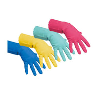Quattro guanti multiuso Vileda Professional, appartenenti alla collezione “Il guanto multiuso di qualità” della Vileda GmbH e realizzati in lattice naturale, sono allineati su uno sfondo bianco. Da sinistra a destra, questi guanti versatili sono disponibili nei colori blu, giallo, verde e rosa.