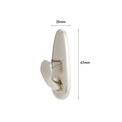 Der Command™ Metallhaken "klassisch" von 3M Deutschland GmbH ist mit einer gebürsteten Oberfläche abgebildet. Er ist 67 mm hoch, 25 mm breit und ragt 25 mm aus der Basis heraus, wobei diese Maße durch Anmerkungen hervorgehoben werden.